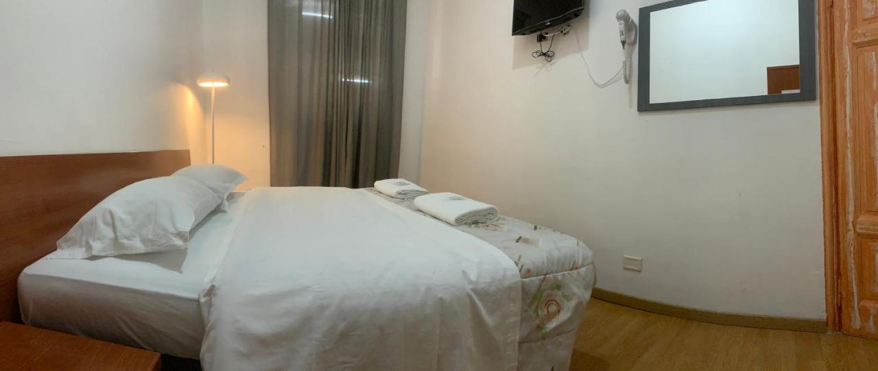 Roma Paradise Inn Extérieur photo